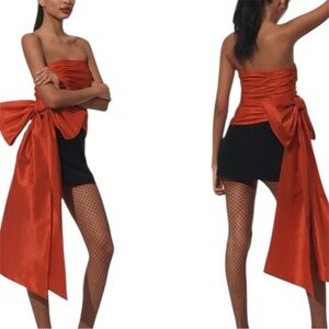 Anthro Hutch Red Strapless Bow Taffeta Top NWOT 4 Perfect for the holidays